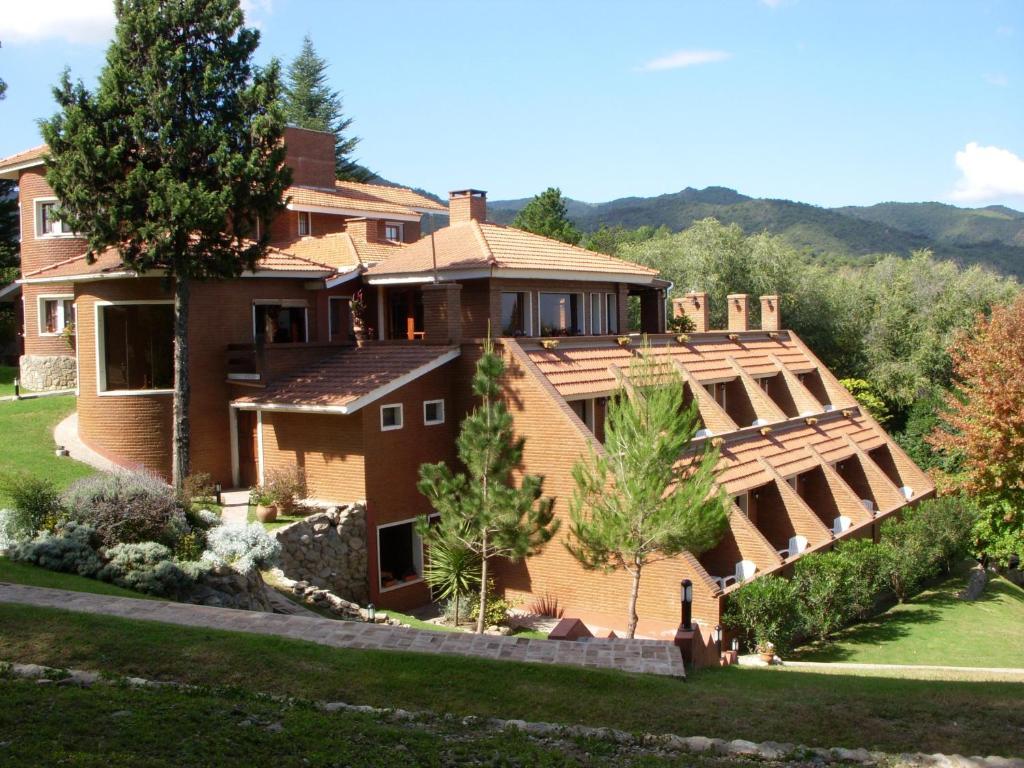 Chalet Suisse Posada & Spa - Adults Only Villa General Belgrano Luaran gambar